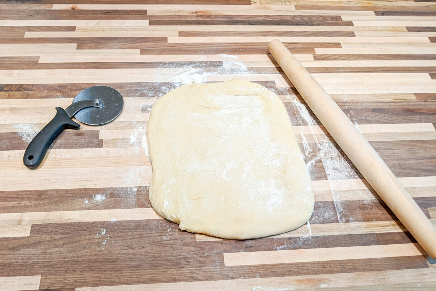Buchty – Czech Sweet Filled Buns - Buchty forming