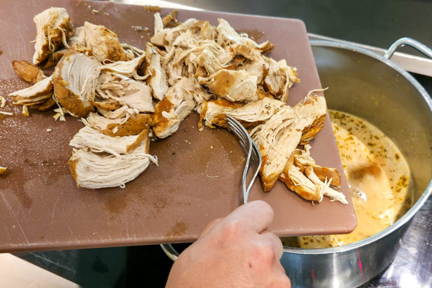 Creamy Paprika Chicken Kuře na Paprice - Finishing Phase of Creamy Paprika Chicken Kuře na Paprice