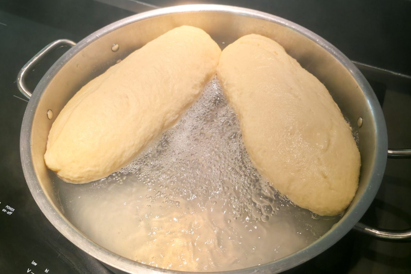 Czech Bread Dumpling Houskovy Knedlik Recipe - Cooking the Czech Bread Dumpling Houskovy Knedlik Recipe