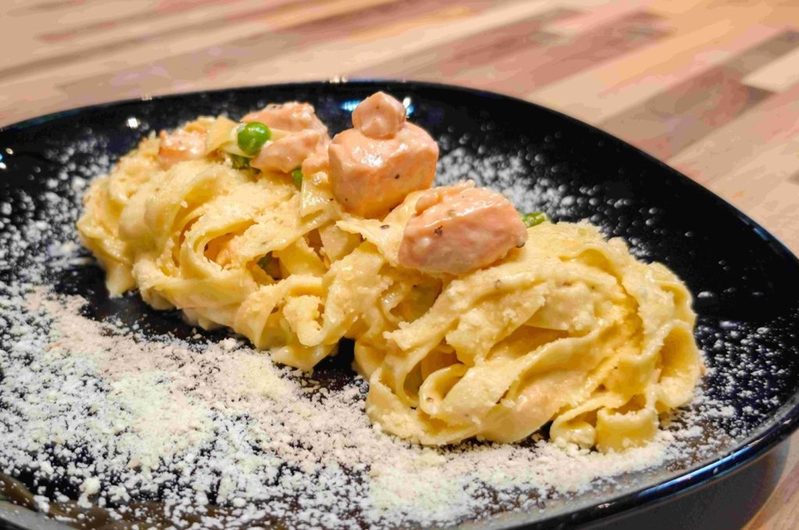 Fettuccine Alfredo with Salmon